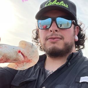 Meet your Posher, Ernest